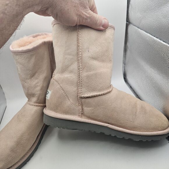UGG Australia Bailey Bow II Pink Suede Shearling Line Boots Size US 5 - Picture 9 of 14